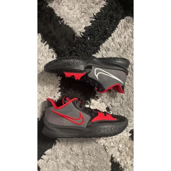 Nike Kyrie 4 Low “Bred” CW3985-006 Size 12 Basketball Shoes Nike | Shoes | Nike Kyrie 4 Low Bred Cw398506 Size 2  main image 2